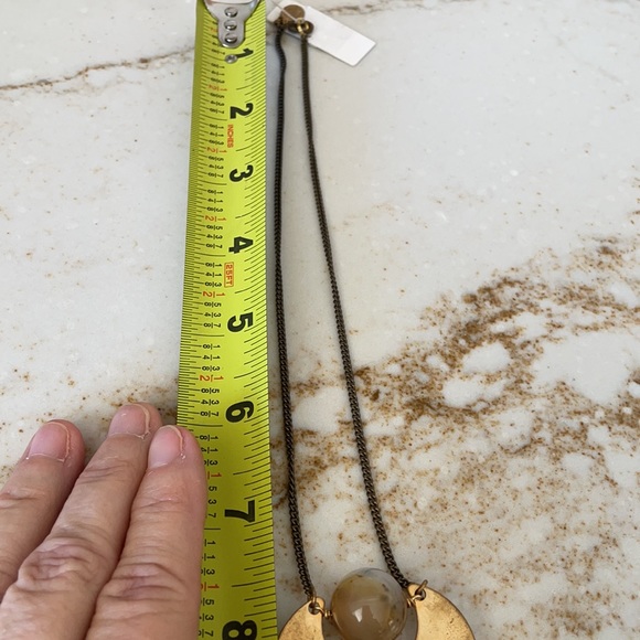 NWT Larissa Loden Brass and Agate Modernist Necklace - Picture 11 of 11